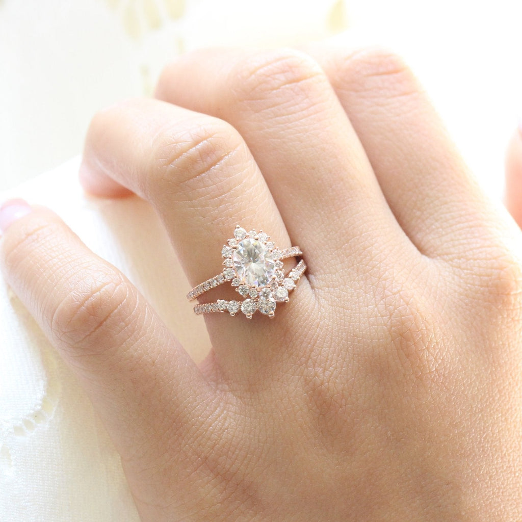1.50CT Oval Cut Moissanite Halo Bridal Ring Set
