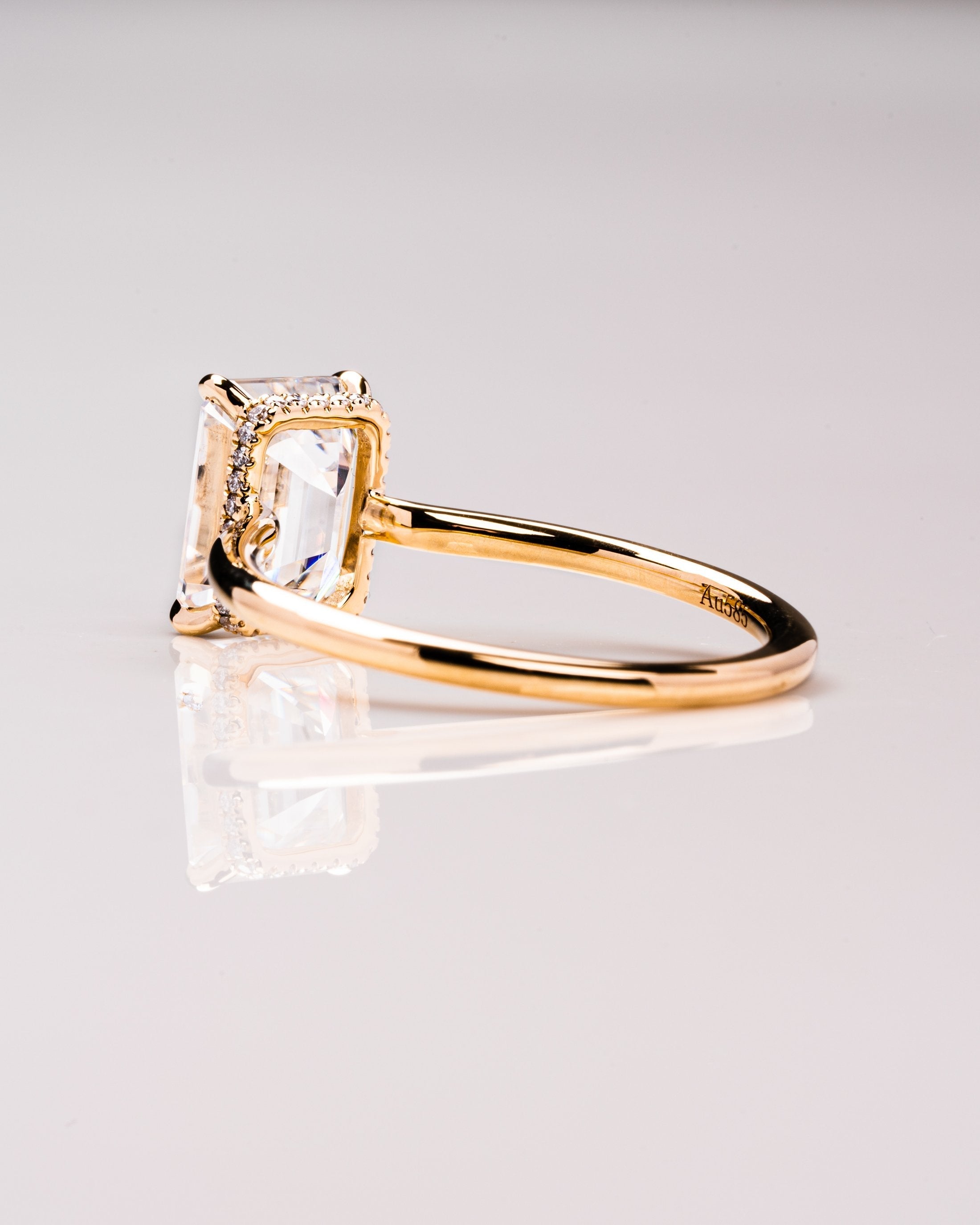 2.50 CT Emerald Moissanite Solitaire Engagement Ring With Hidden Halo Setting