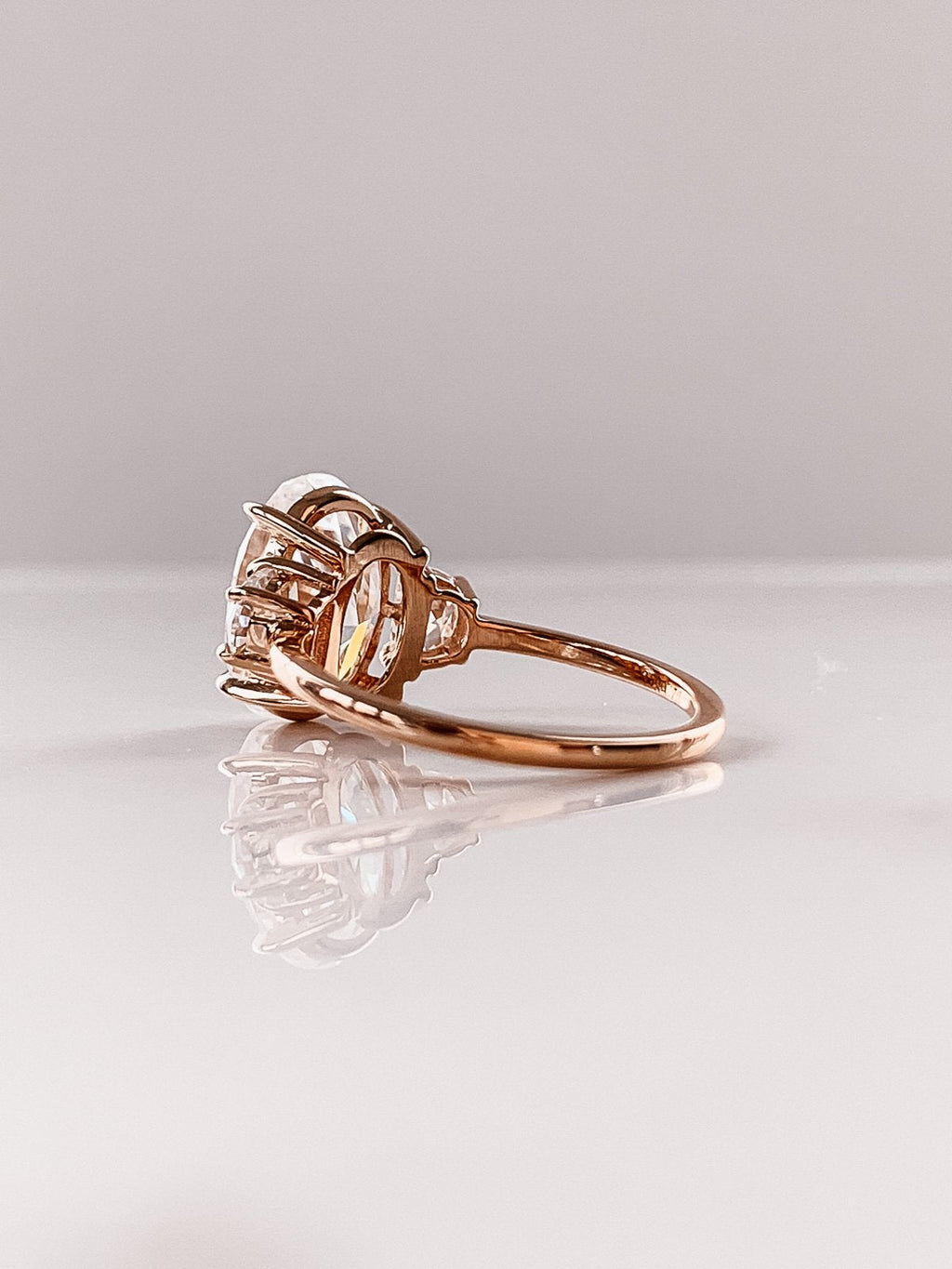 2.0 CT Oval Moissanite Three Stones Engagement Ring