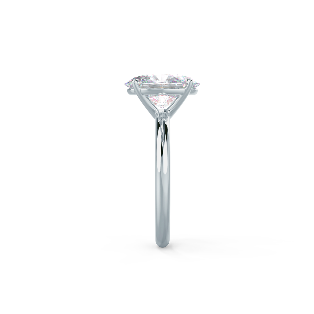 2.0 CT Oval Cut Moissanite Solitaire Setting Engagement Ring