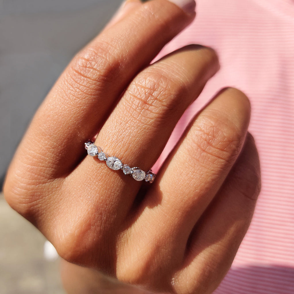 Oval Cut Round Cut Moissanite 3/4 Eternity Band