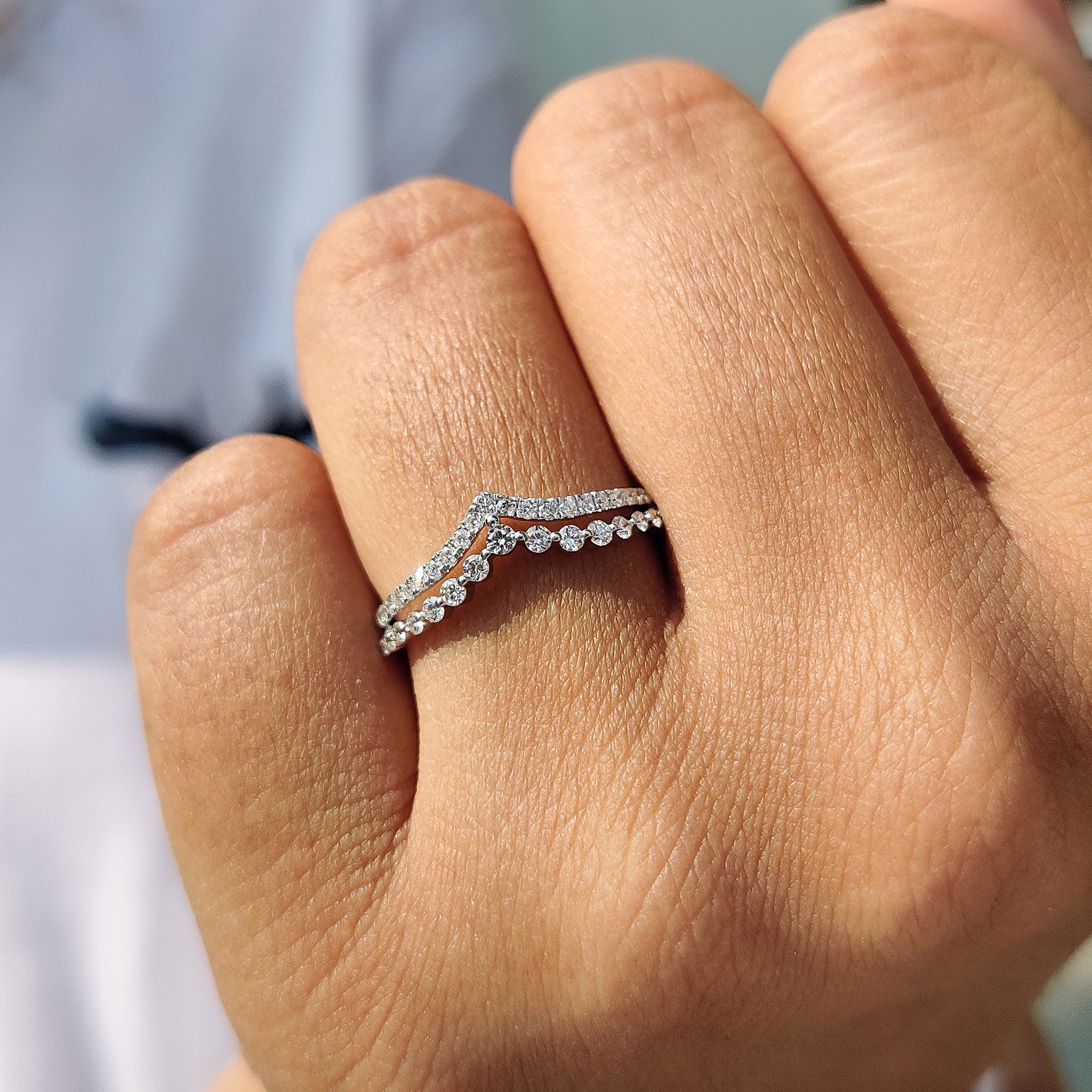 Stackable Chevron Wedding Band In White Gold Main image