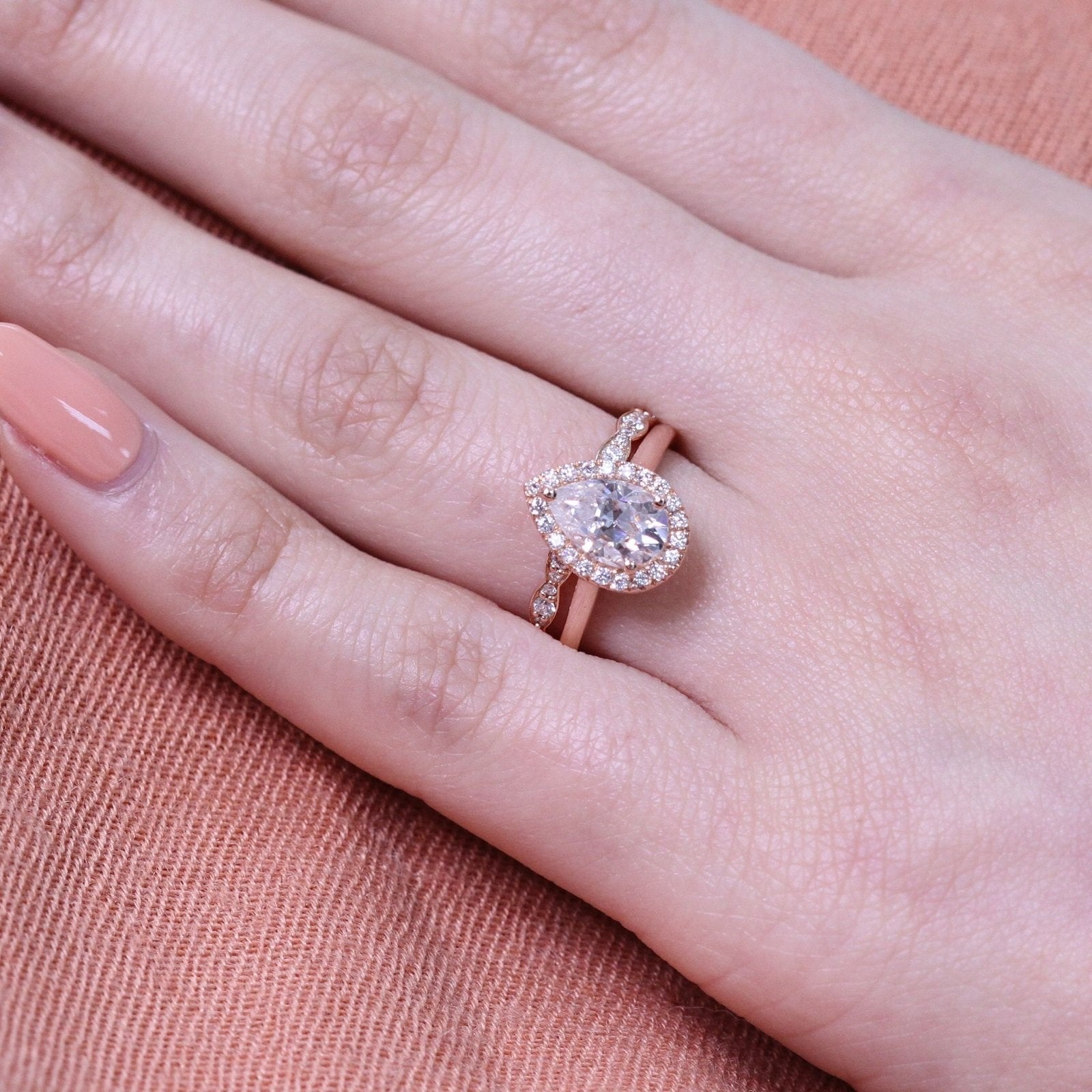 1.50CT Pear Cut Moissanite Halo Bridal Ring Set