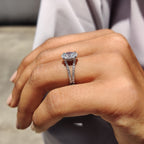 Oval Ring with Split Shank Pave