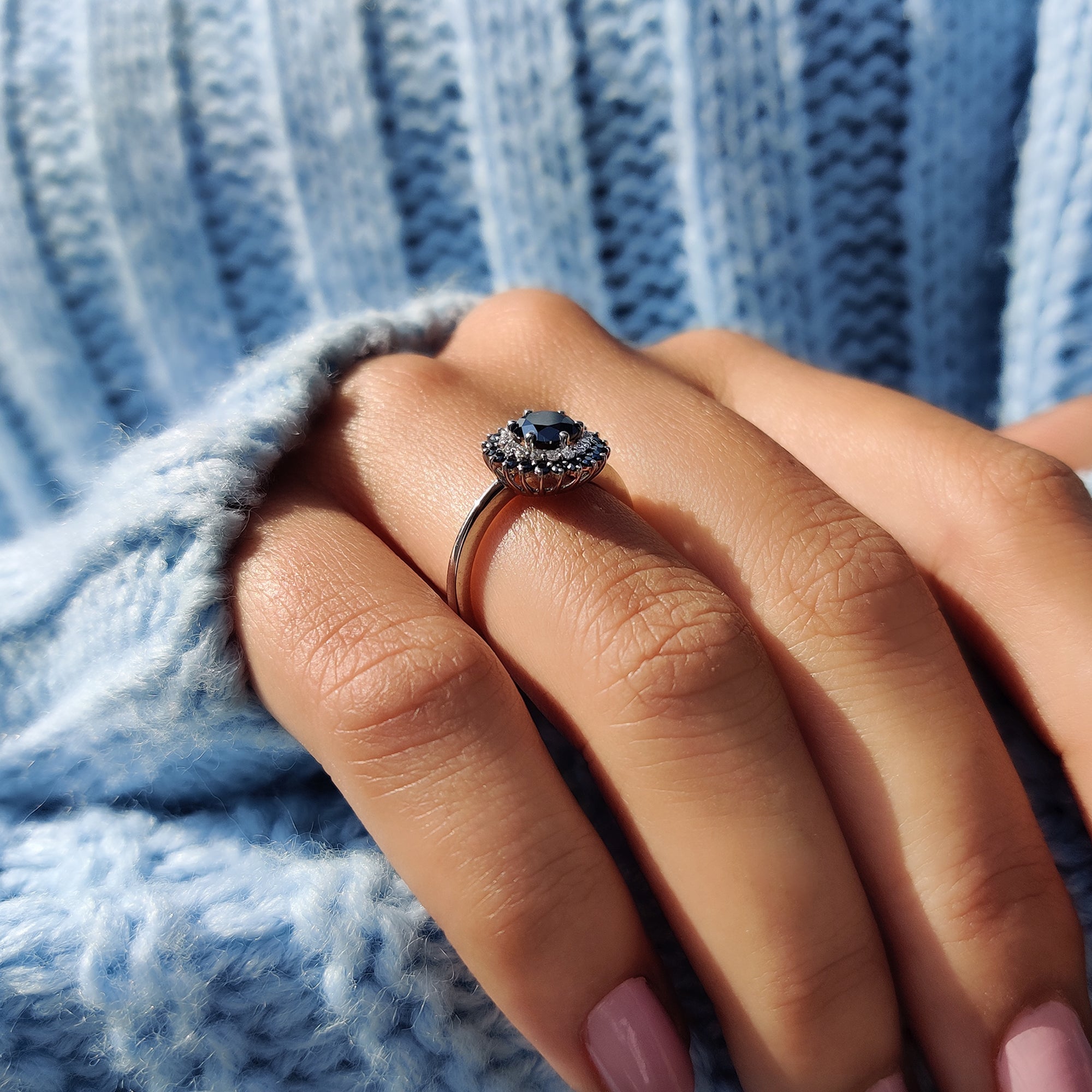Tapered Shank Black Round Cut Ring