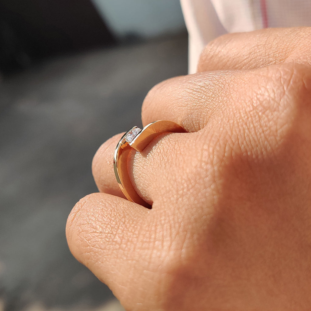 Bypass Ring With Solitaire Style
