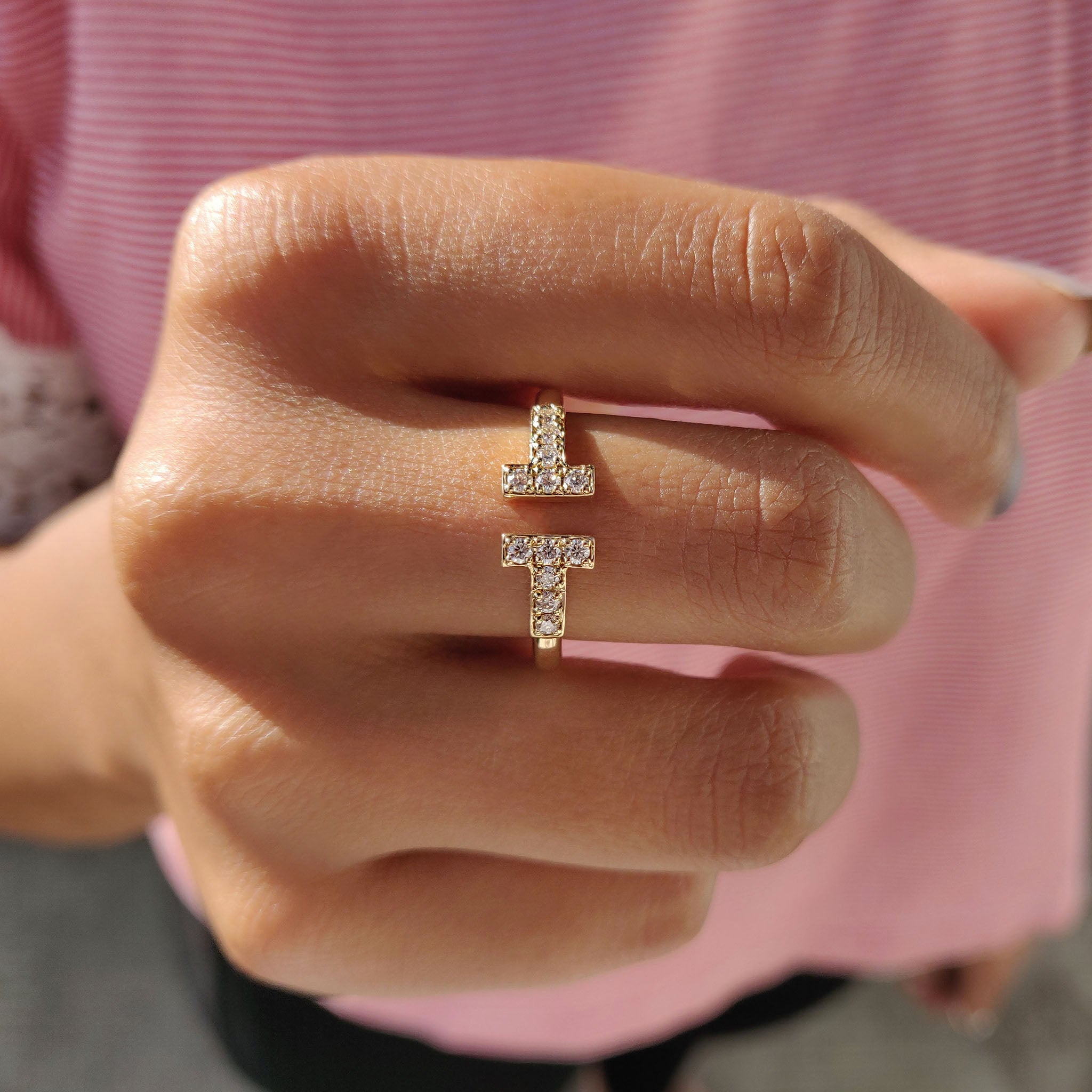 Round Moissanite Wedding Band In Open Gap Setting