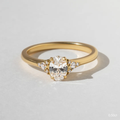 0.50 CT-1.0 CT Oval Cut Moissanite Cluster Setting Engagement Ring