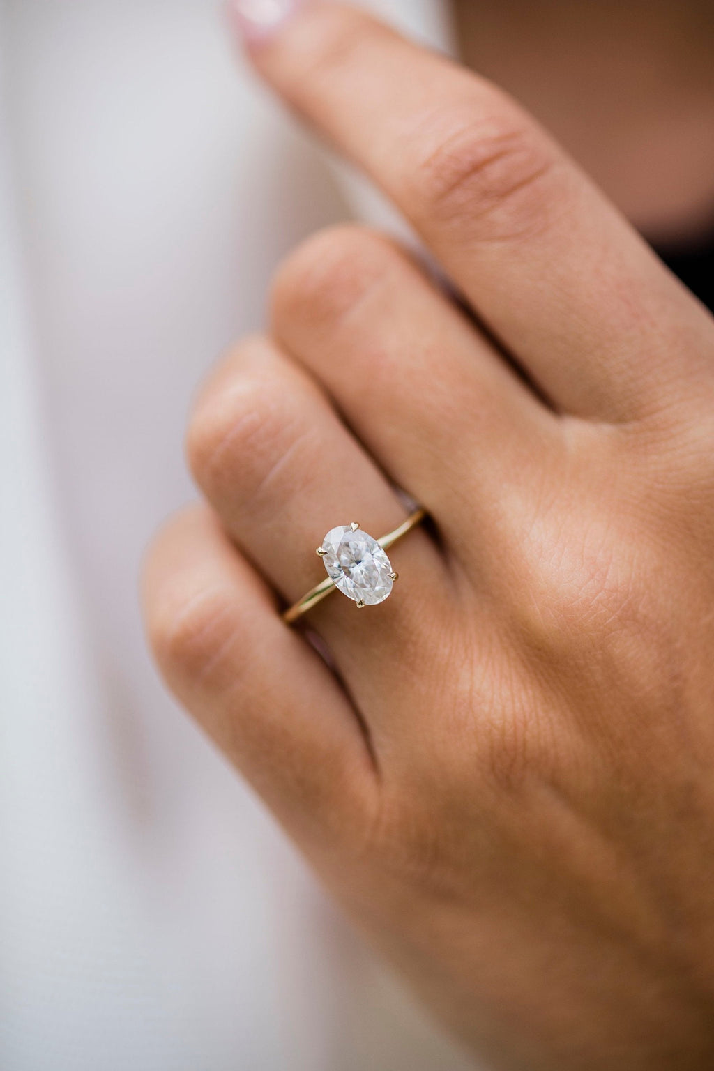 1.85 CT Oval Cut Moissanite Solitaire Engagement Ring
