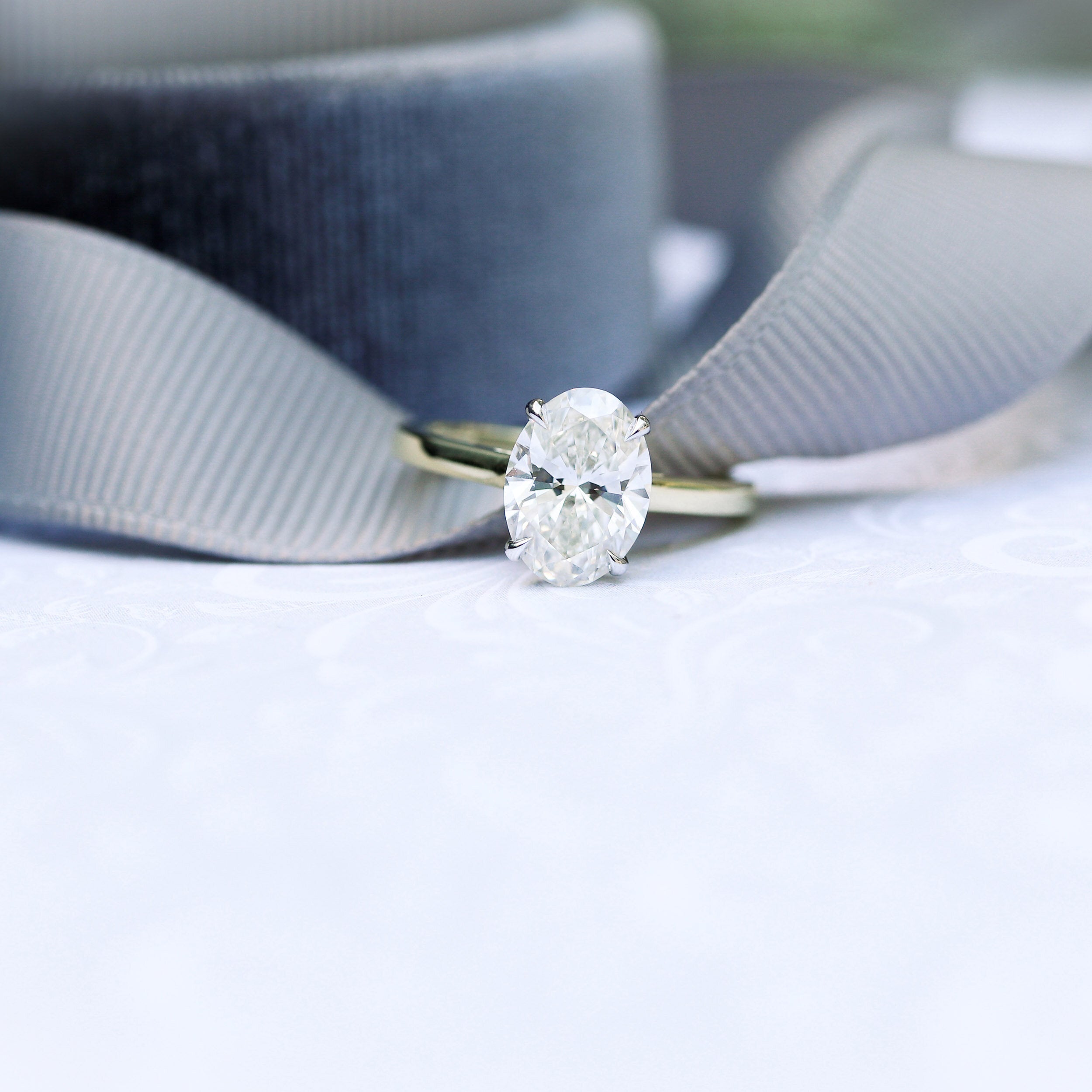 1.75 CT Oval Cut Moissanite Solitaire Engagement Ring