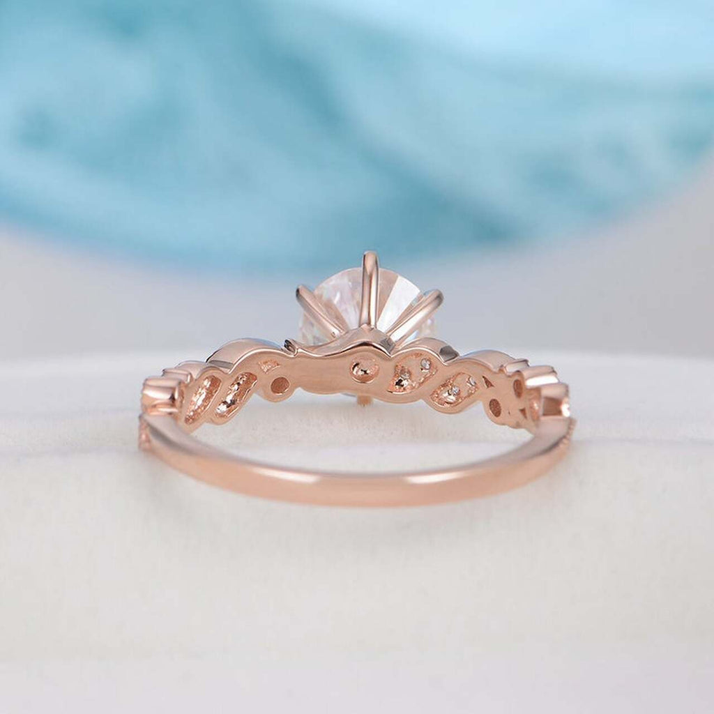 1.0CT Round Cut vintage Style Moissanite Engagement Ring