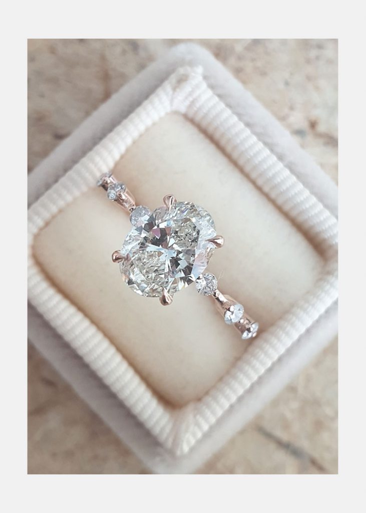 2.0 CT Oval Moissanite Dainty Style Engagement Ring