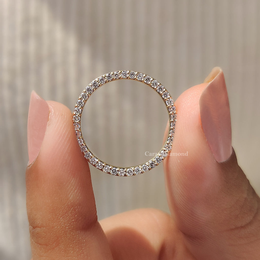 Round Cut Diamond Eternity Band