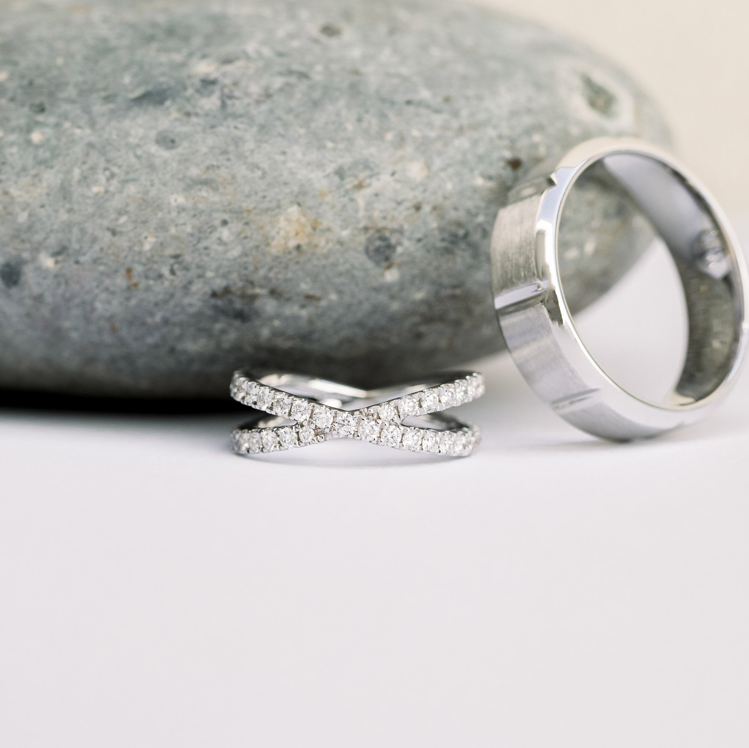 0.50 TCW Round Brilliant Cut Criss Cross Style Moissanite Wedding Band