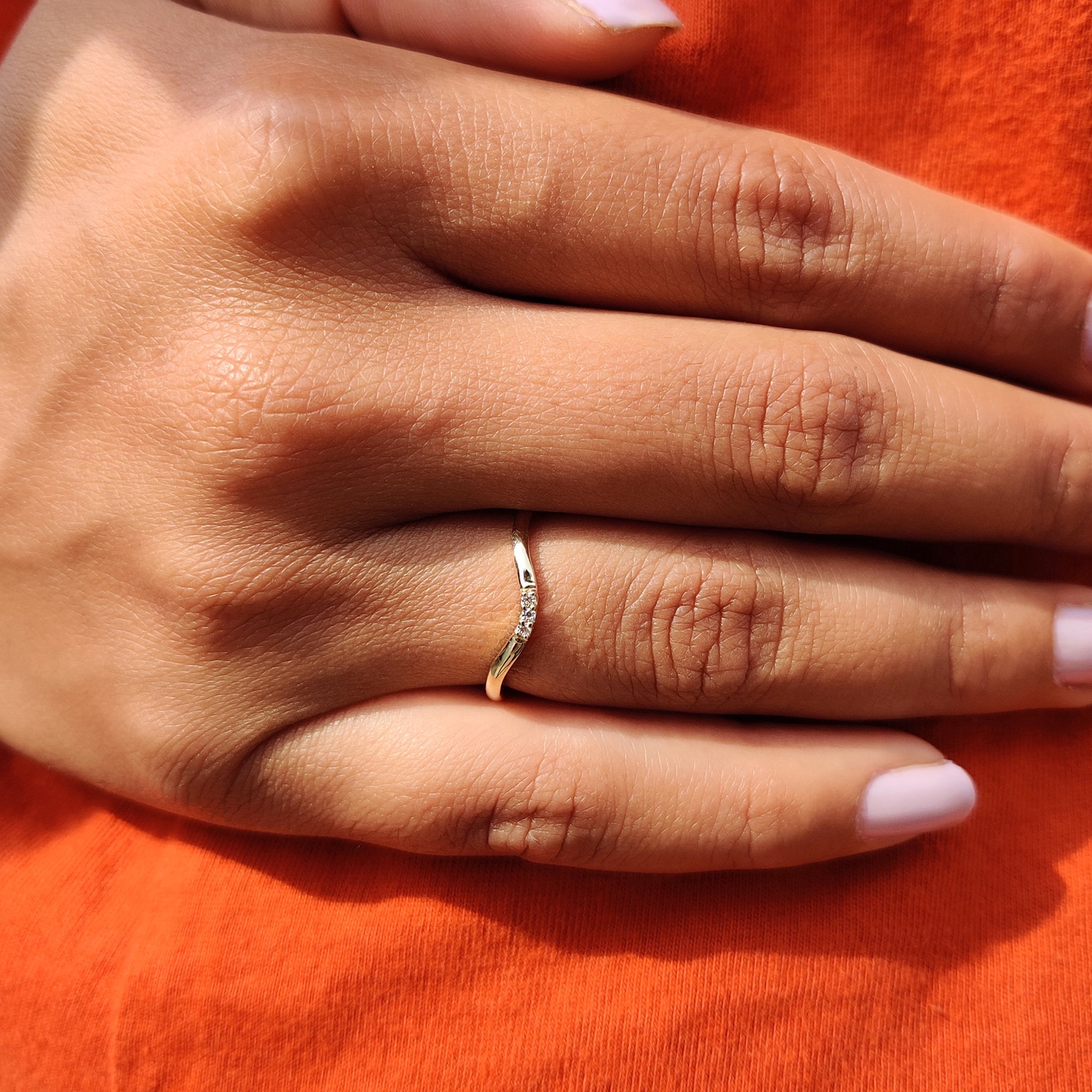 Round Cut Yellow Gold Curved Wedding Band