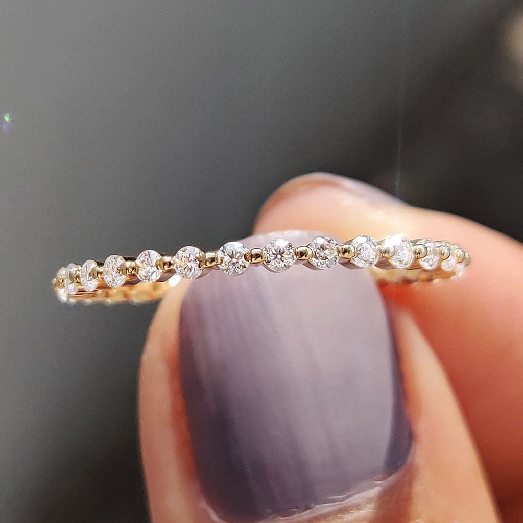 Full Eternity Band With Shared Prong