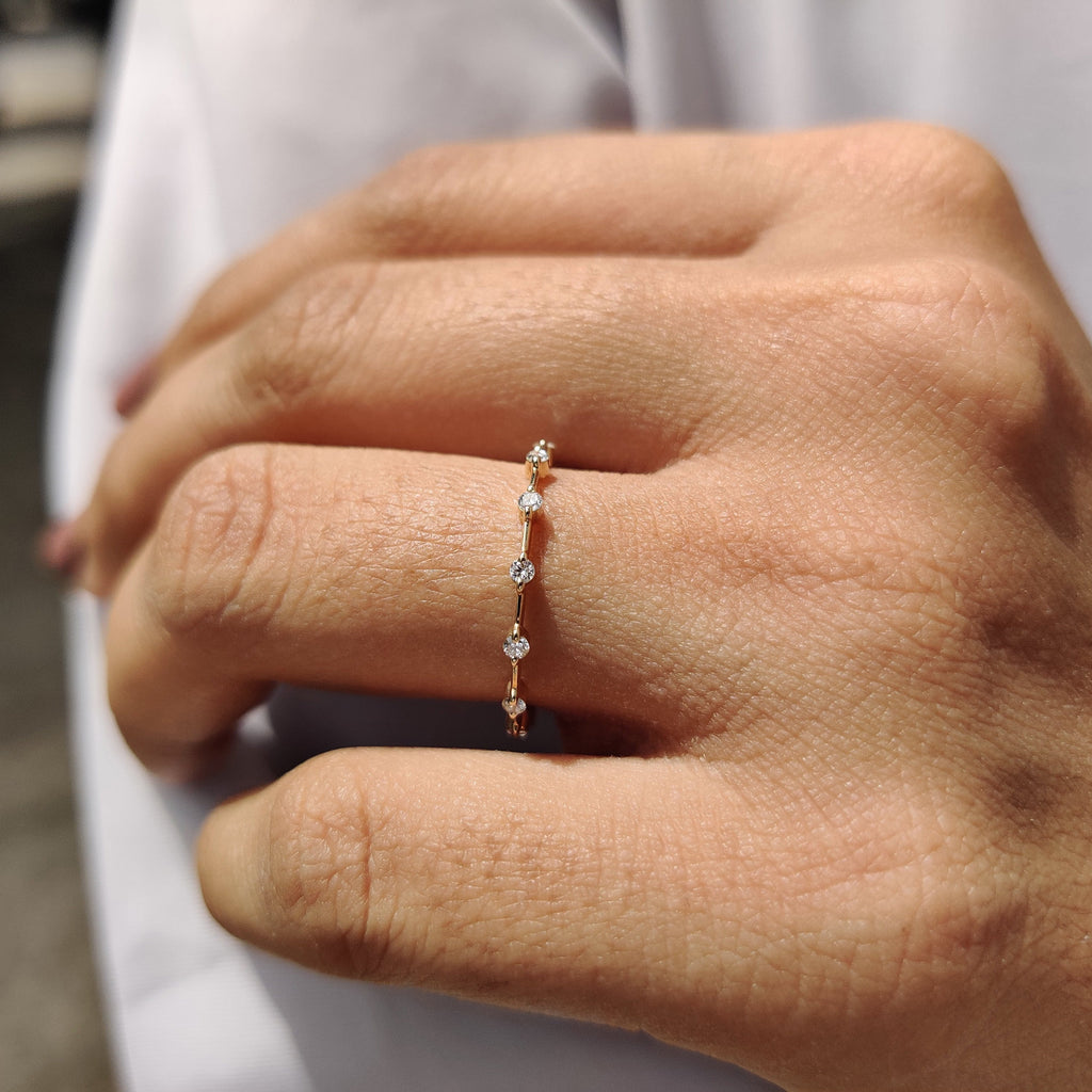 Round Diamond Wedding Band – Double Row Pave