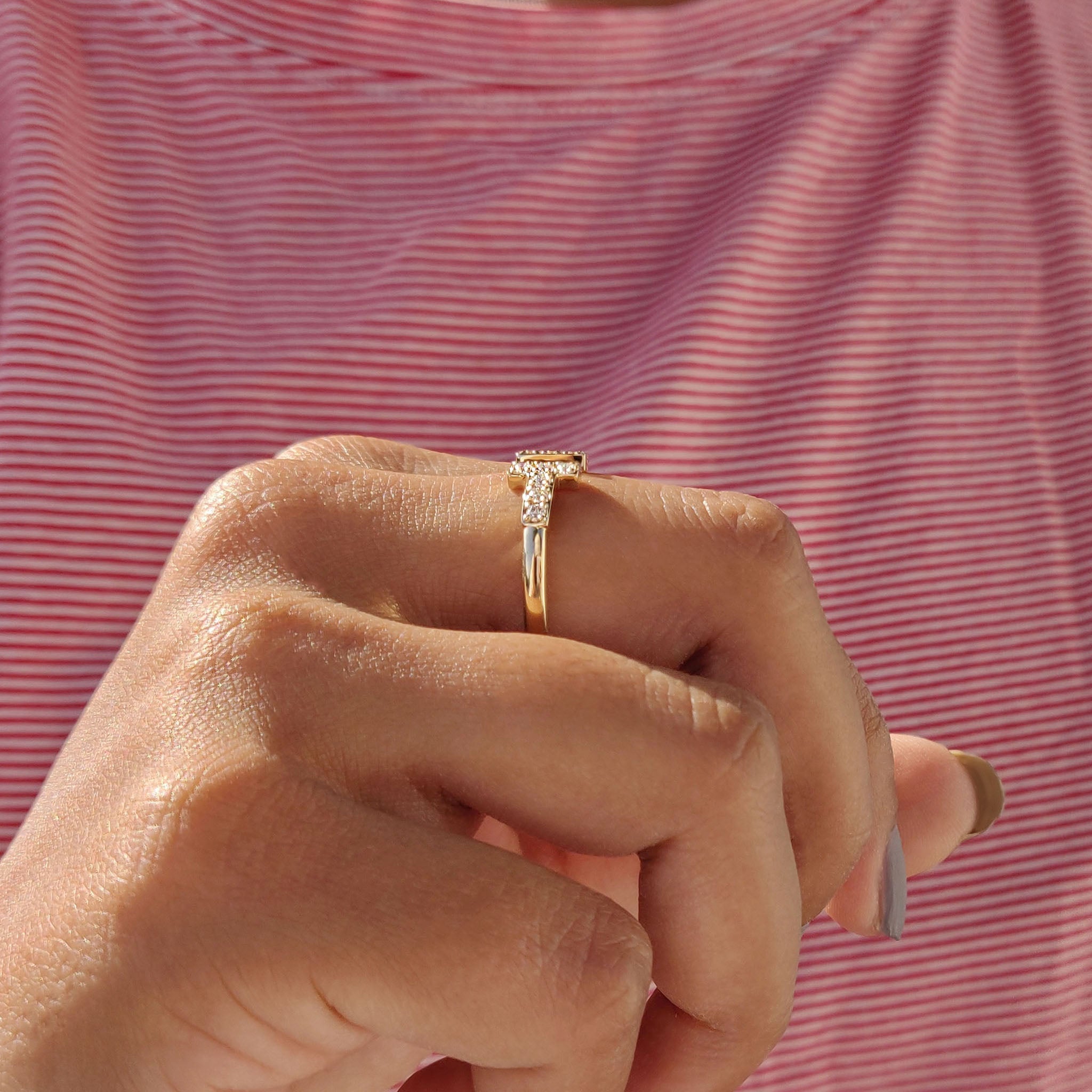 Round Moissanite Wedding Band In Open Gap Setting