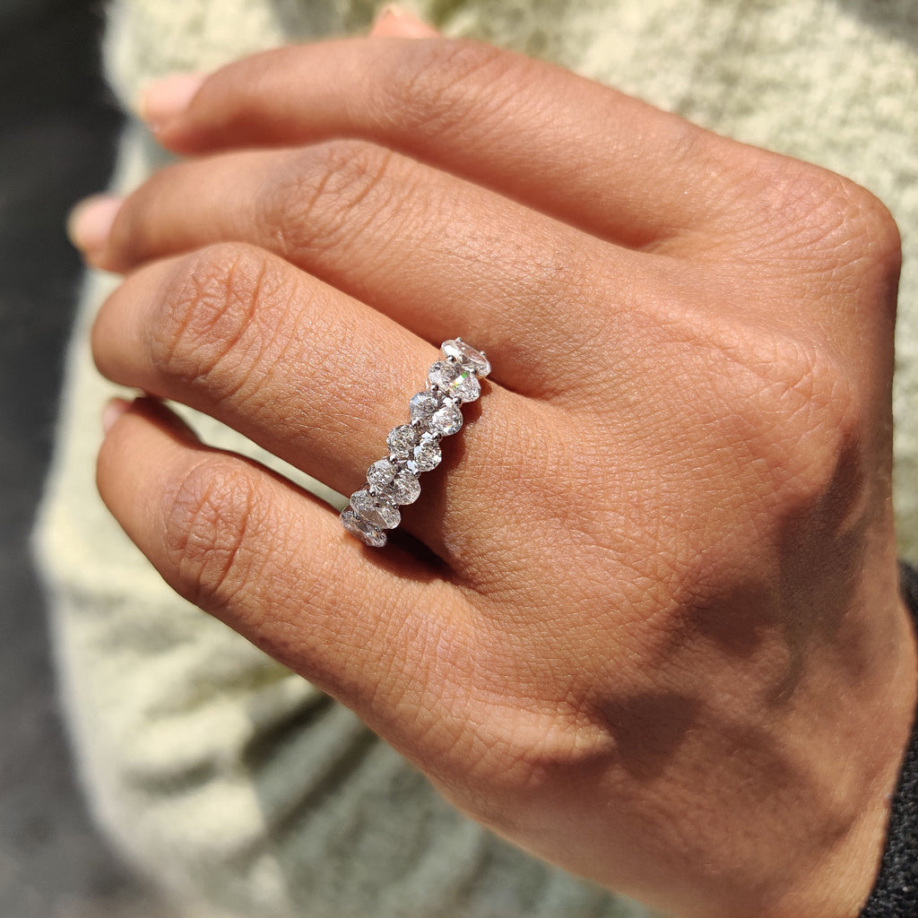 Oval Wedding Band In White Gold