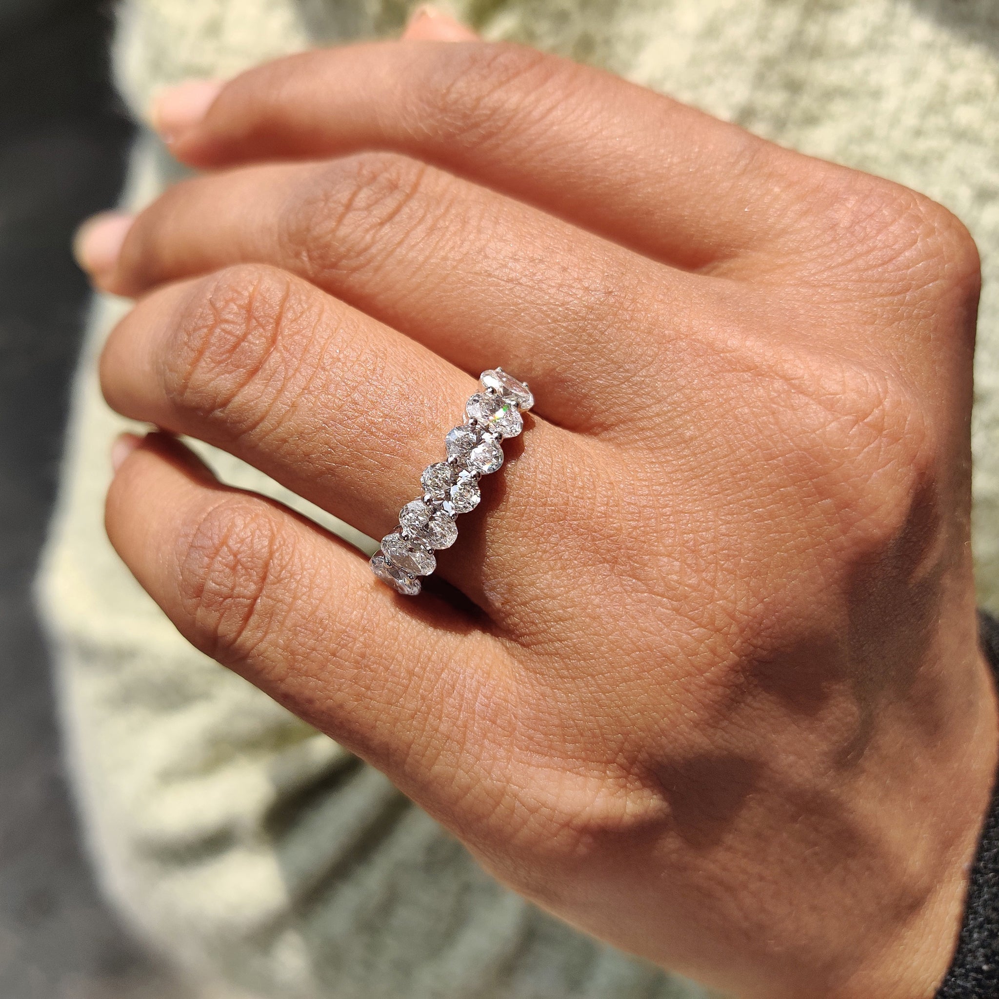 Oval Wedding Band In White Gold