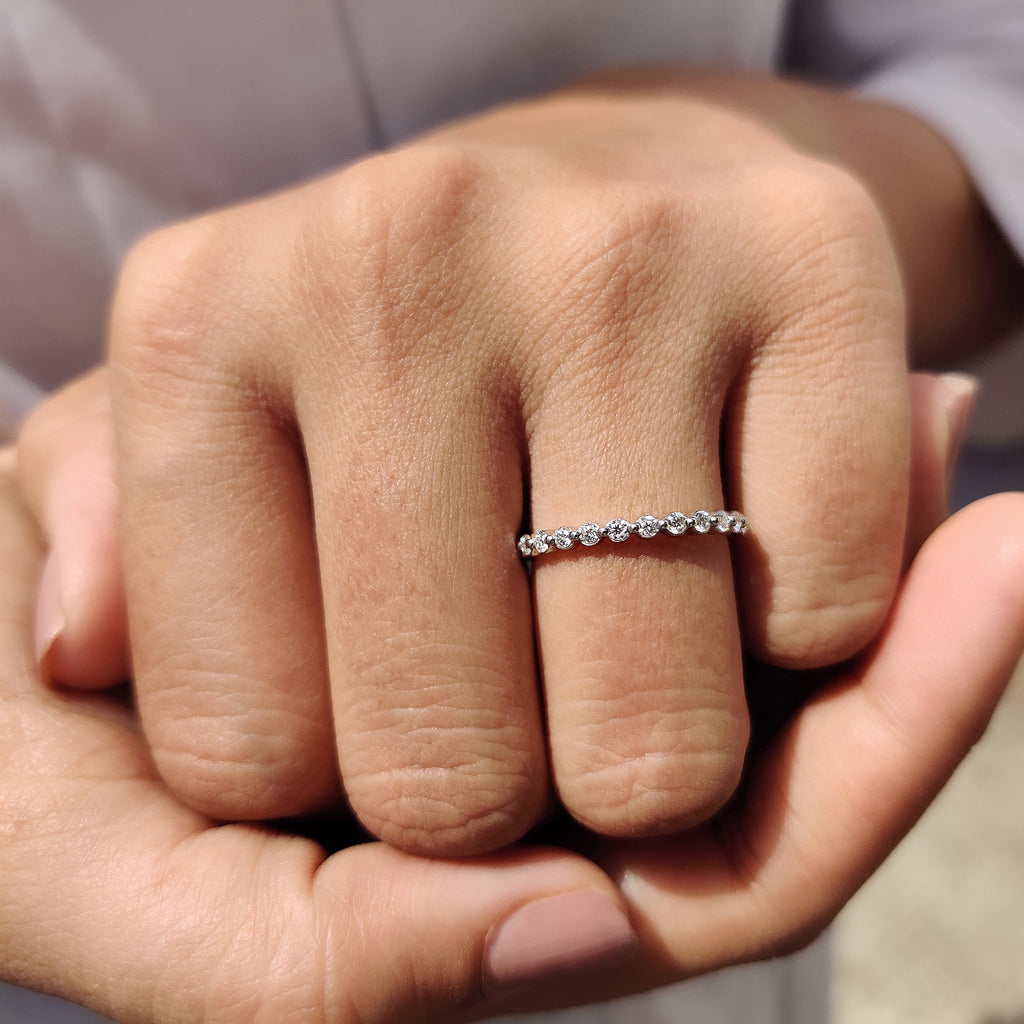 Round Cut Moissanite Shared Prong Wedding Band