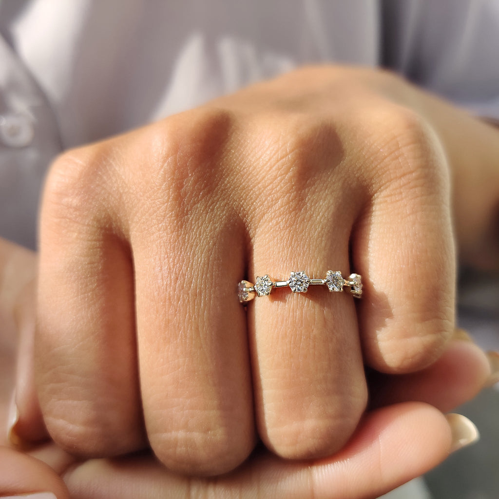 Round Cut Yellow Gold Wedding Band