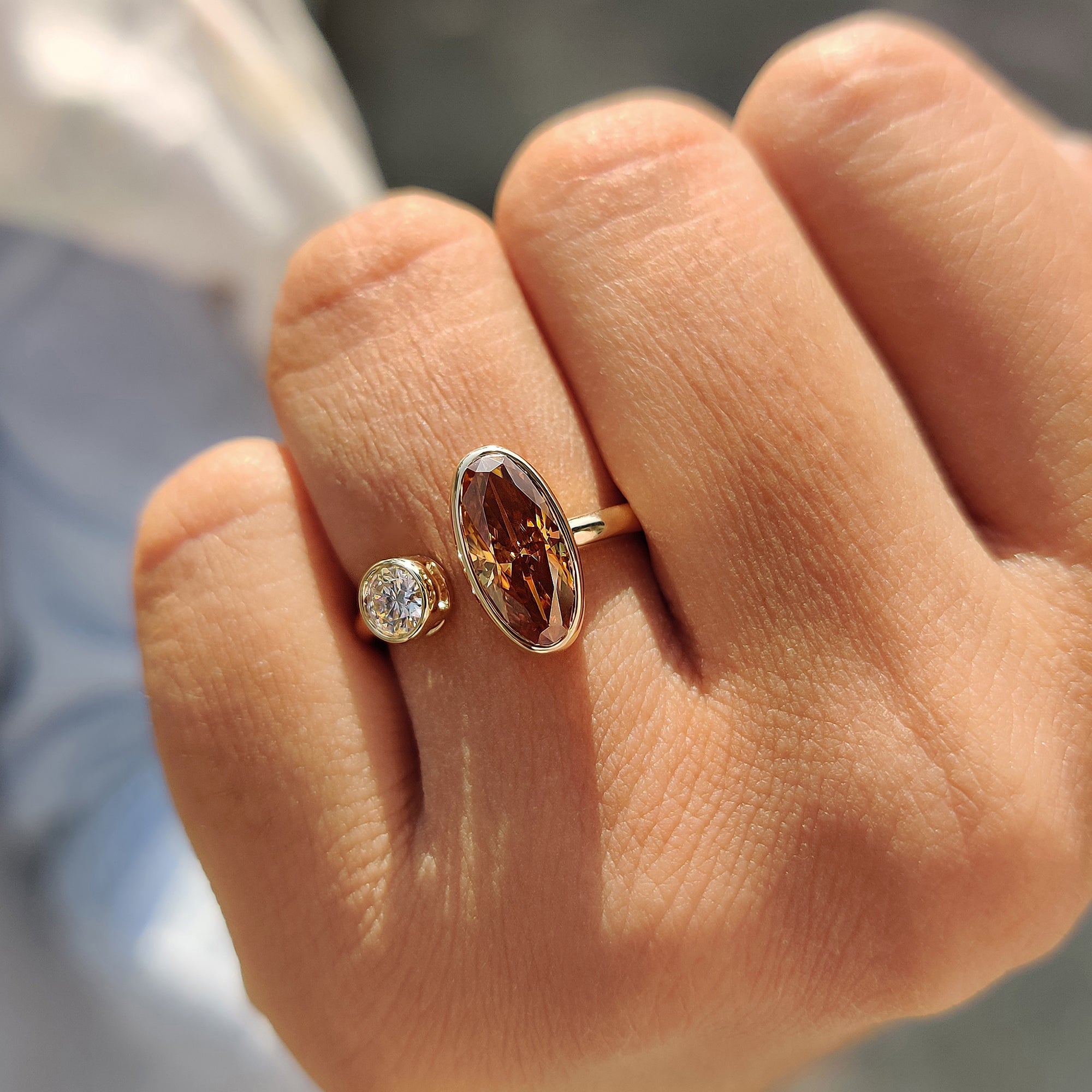 Moval And Round Cut Toi Et Moi Ring