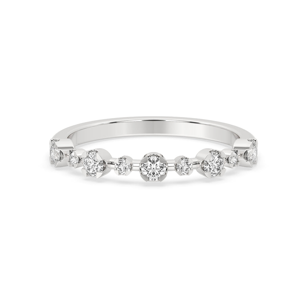 Half Eternity Wedding Band - Round Diamond Imagen principal del producto