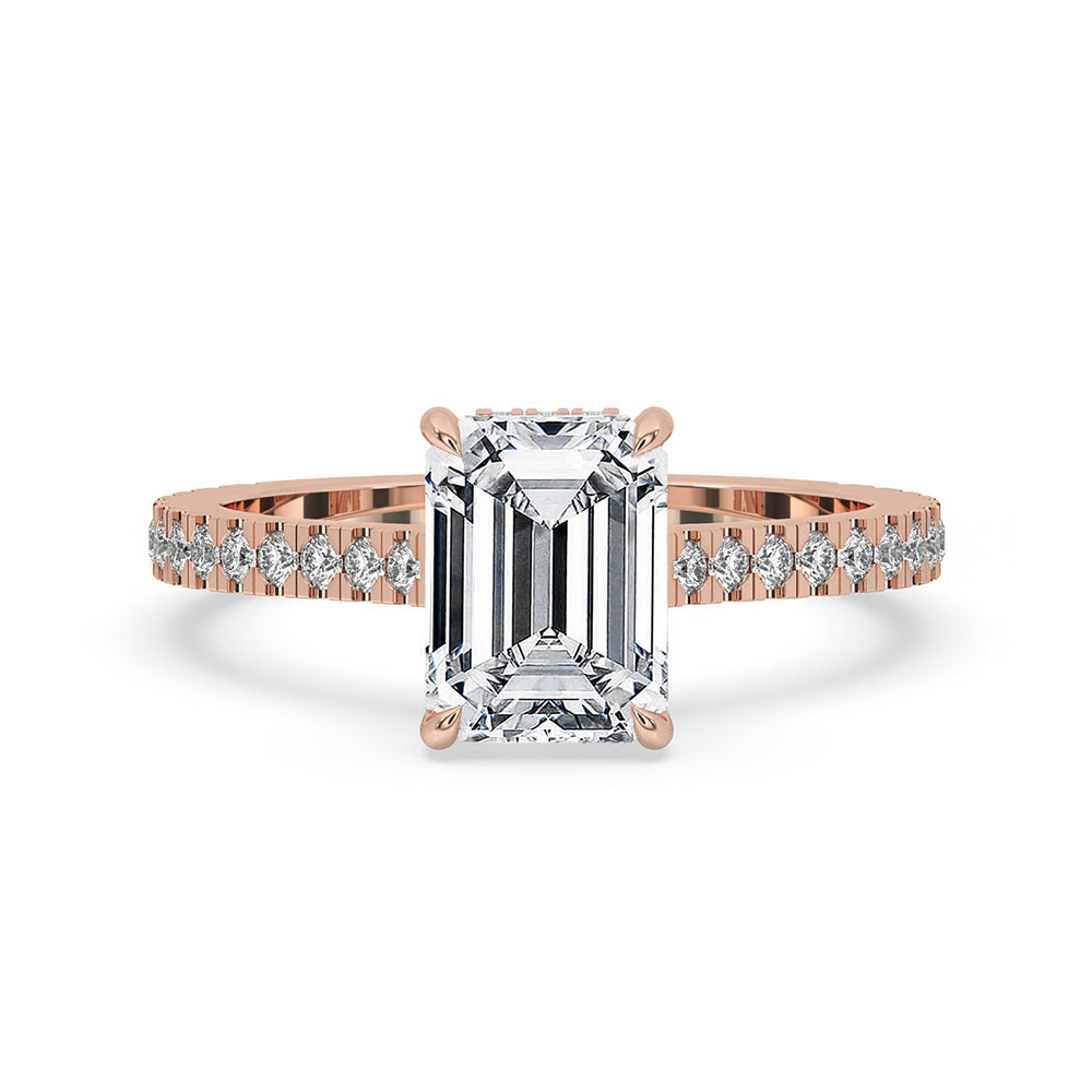 Emerald Cut Diamond Ring Immagine principale del prodotto