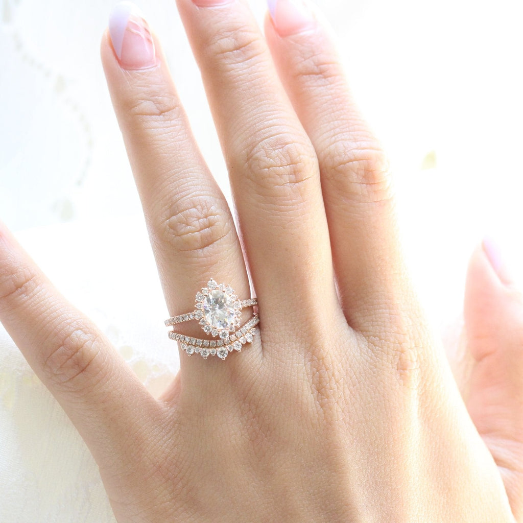 1.50CT Oval Cut Moissanite Halo Bridal Ring Set