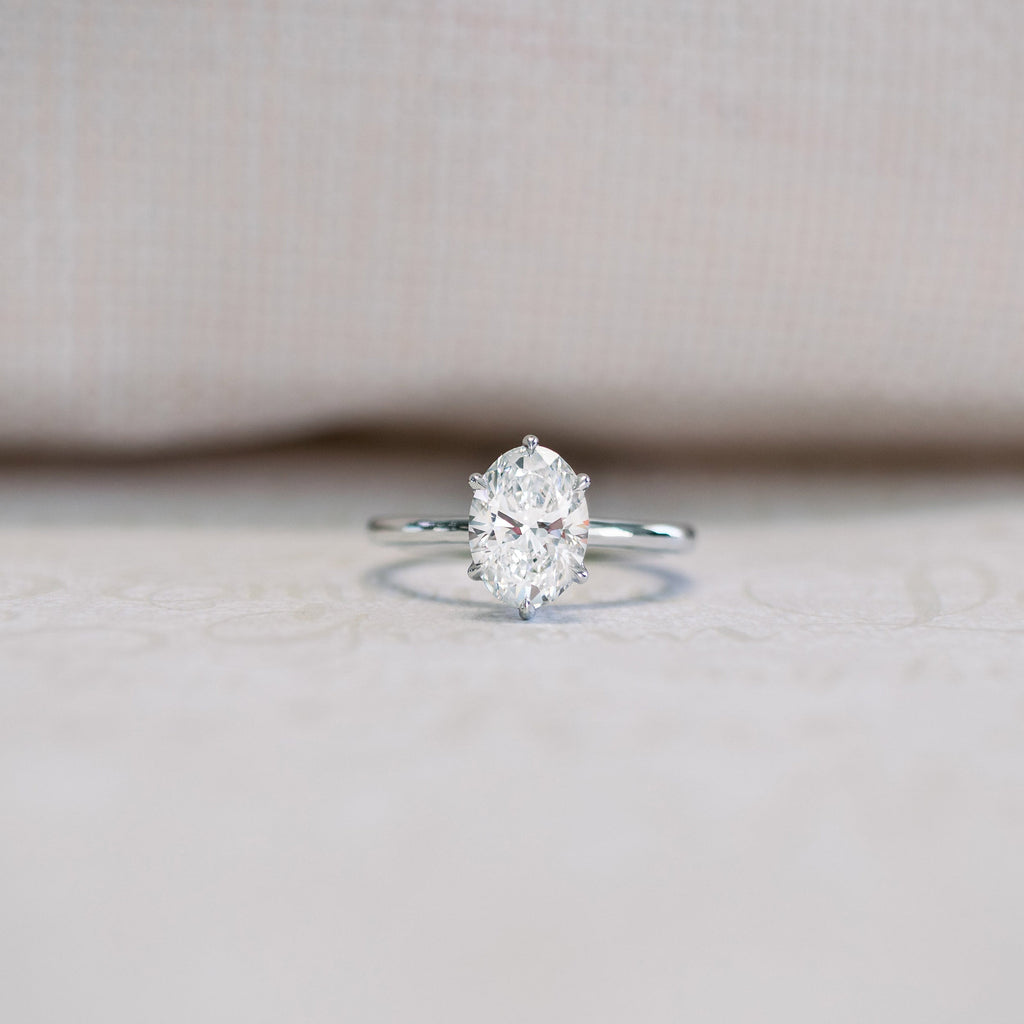 1.50 CT Oval Cut Solitaire Style Moissanite Engagement Ring