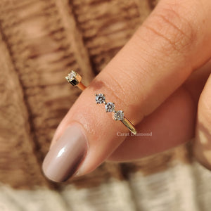 Round Cut Moissanite Open Gap Band