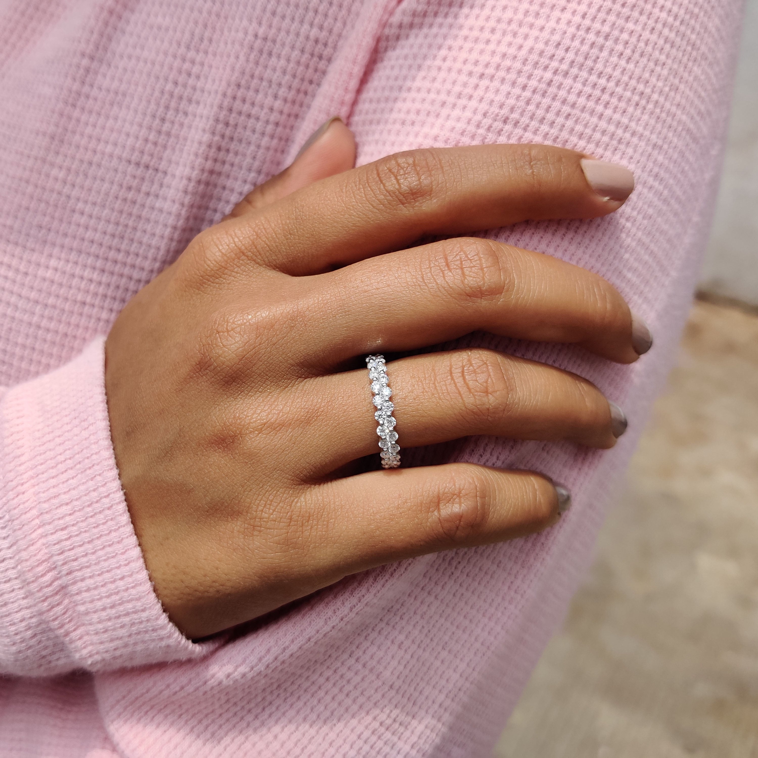 Round Diamond Wedding Band – Double Row Pave