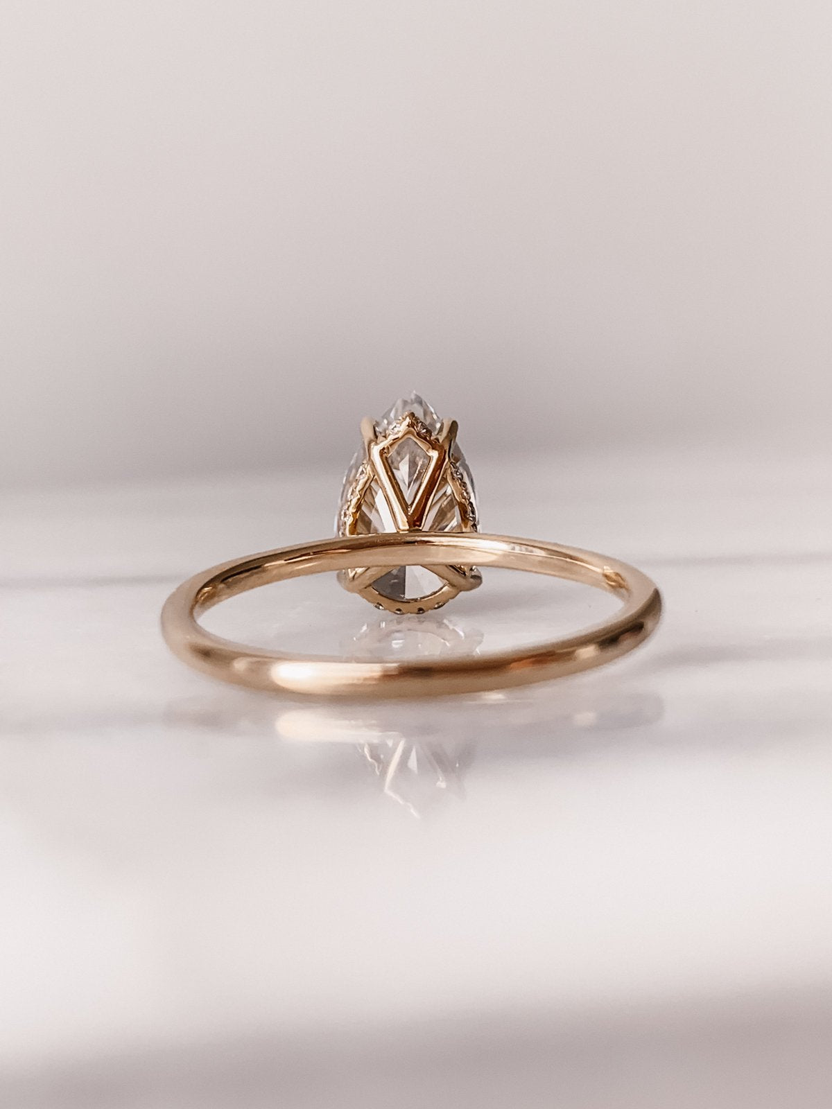 2.0 CT Pear Cut Moissanite Solitaire Engagement Ring