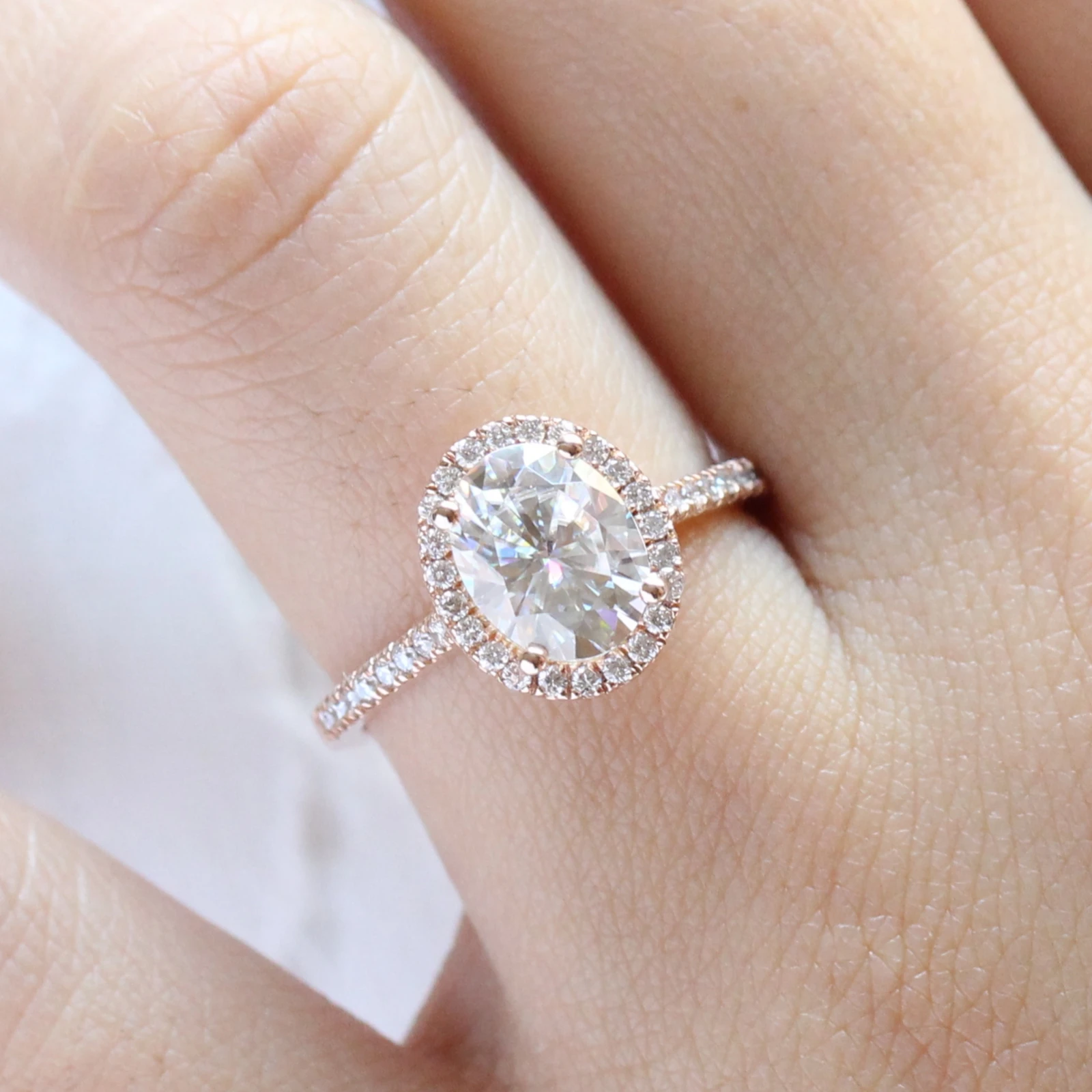 2.0 CT Oval Cut Moissanite Halo Engagement Ring