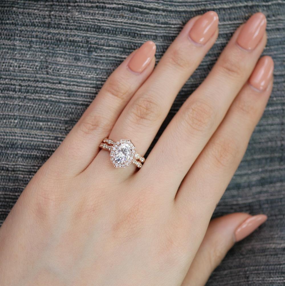 1.50 CT Oval Cut Moissanite Halo Bridal Ring Set