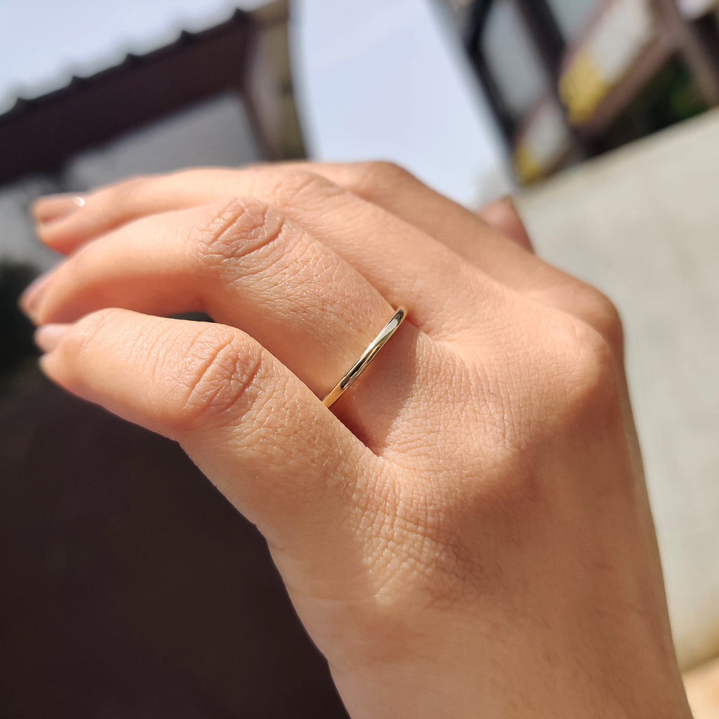 Simple Comfort Fit Wedding Band