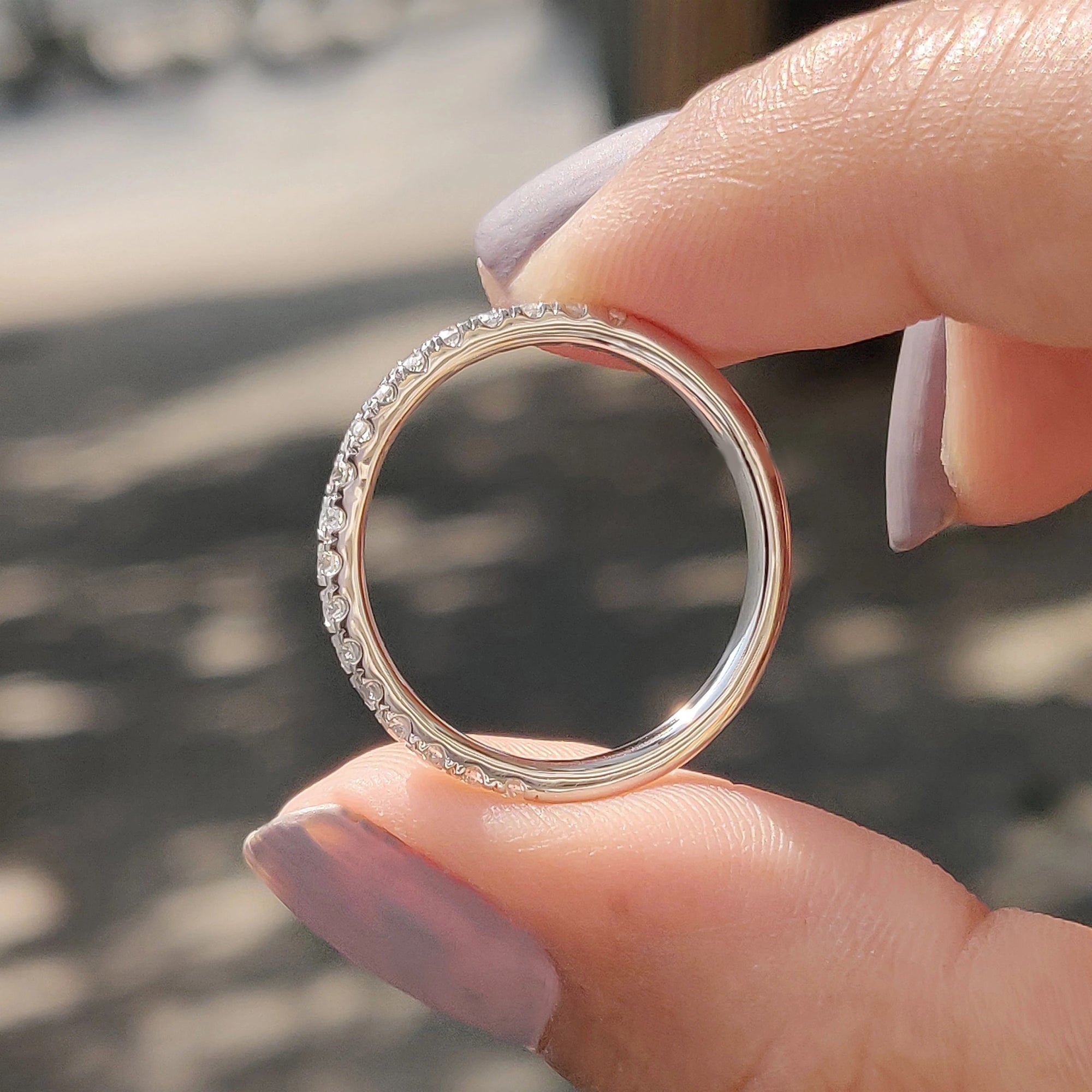 Round Cut White Gold Moissanite Wedding Band