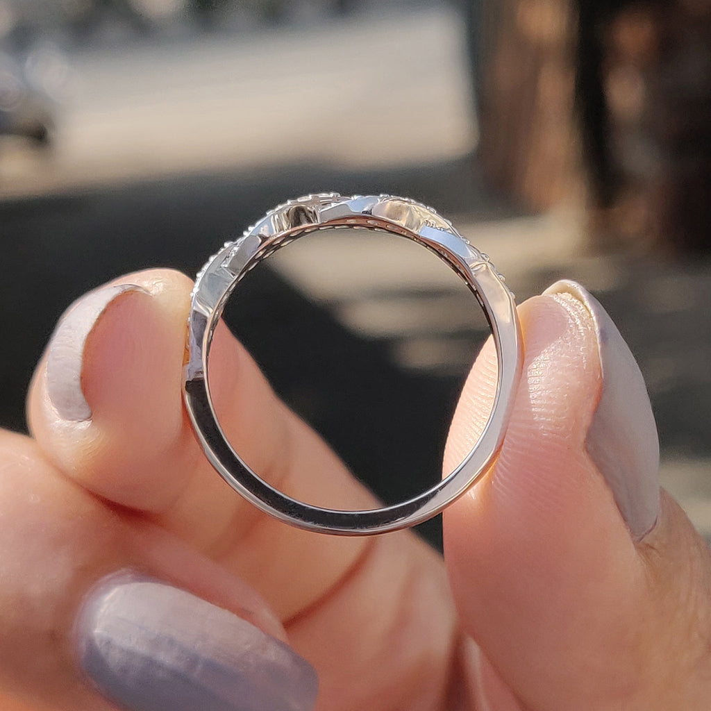 Twisted Eternity Band In Round Cut Moissanite