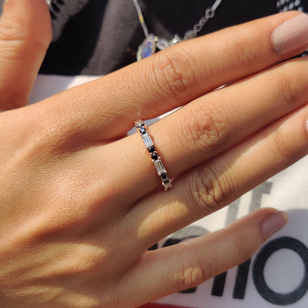 Baguette And Round Wedding Band With Black Moissanite