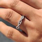 Twisted Diamond Wedding Band With Round Cut