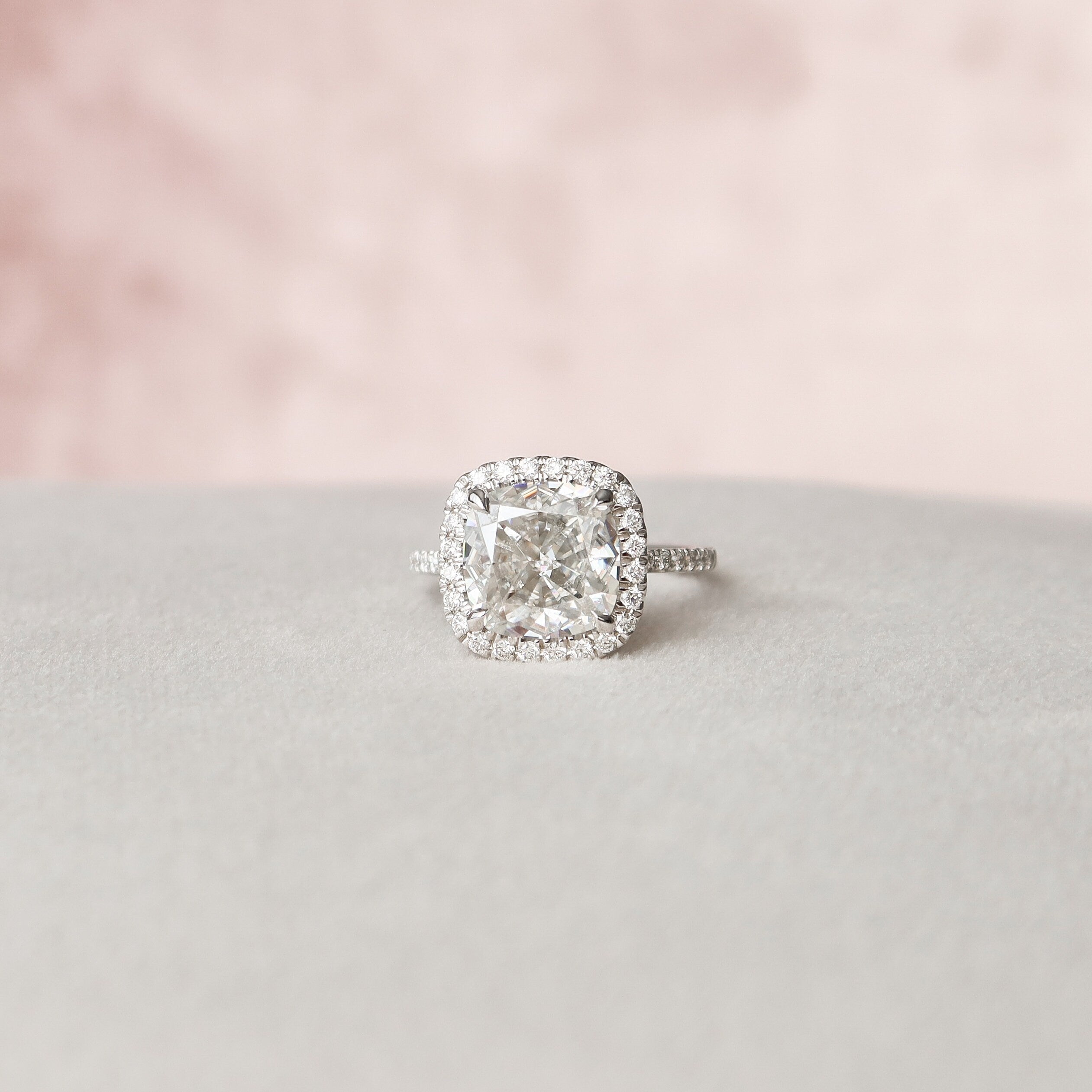 4.0 CT Cushion Moissanite Halo Setting Engagement Ring