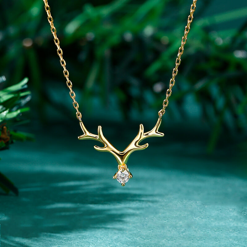 0.18 TCW Round Cut Antlers Moissanite Diamond Necklace