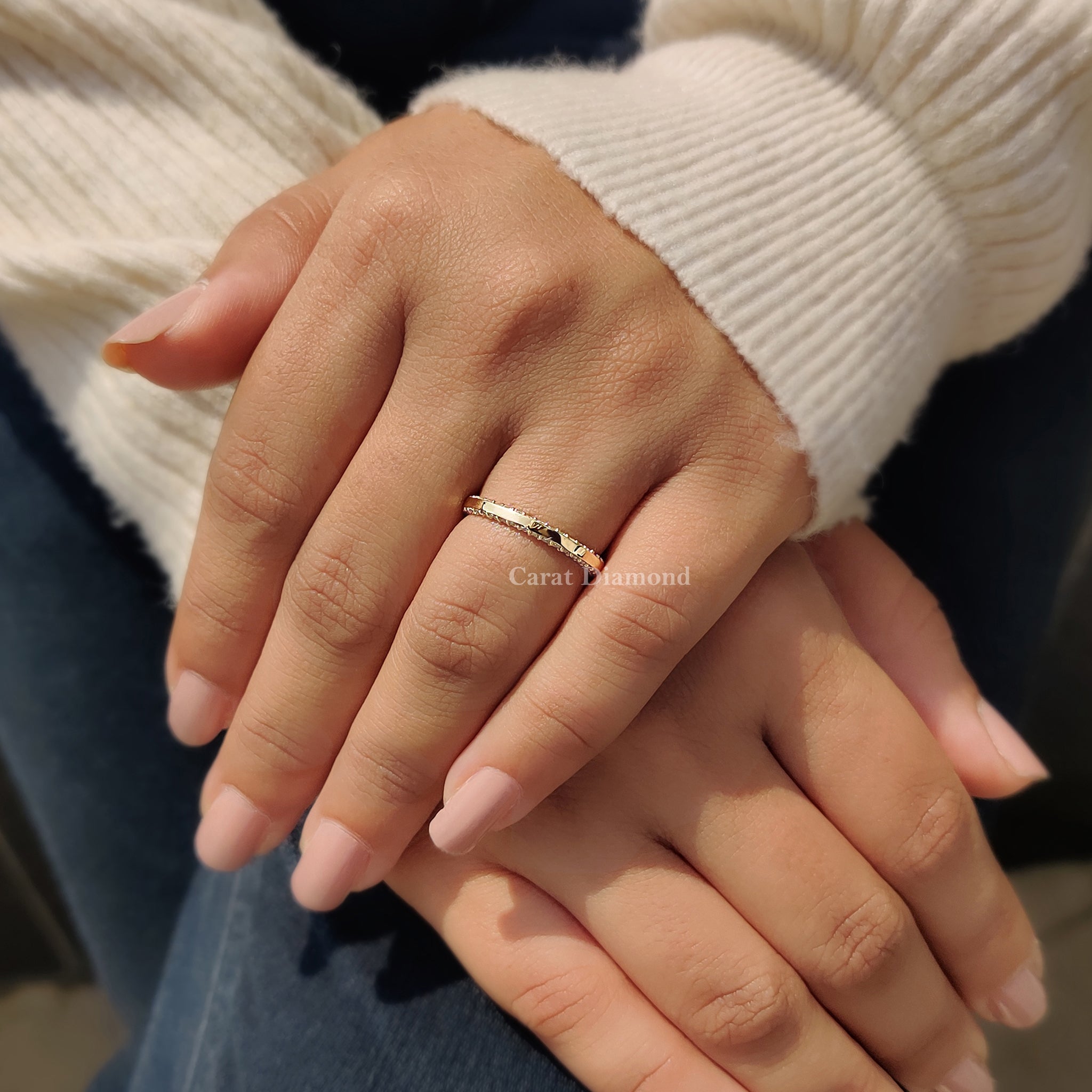 Round Cut Diamond Eternity Band