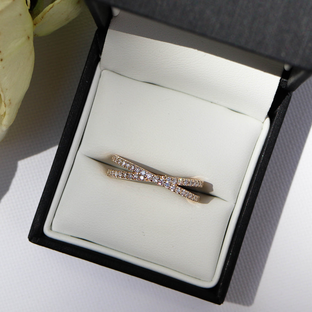 0.50 TCW Round Brilliant Cut Criss Cross Style Moissanite Wedding Band