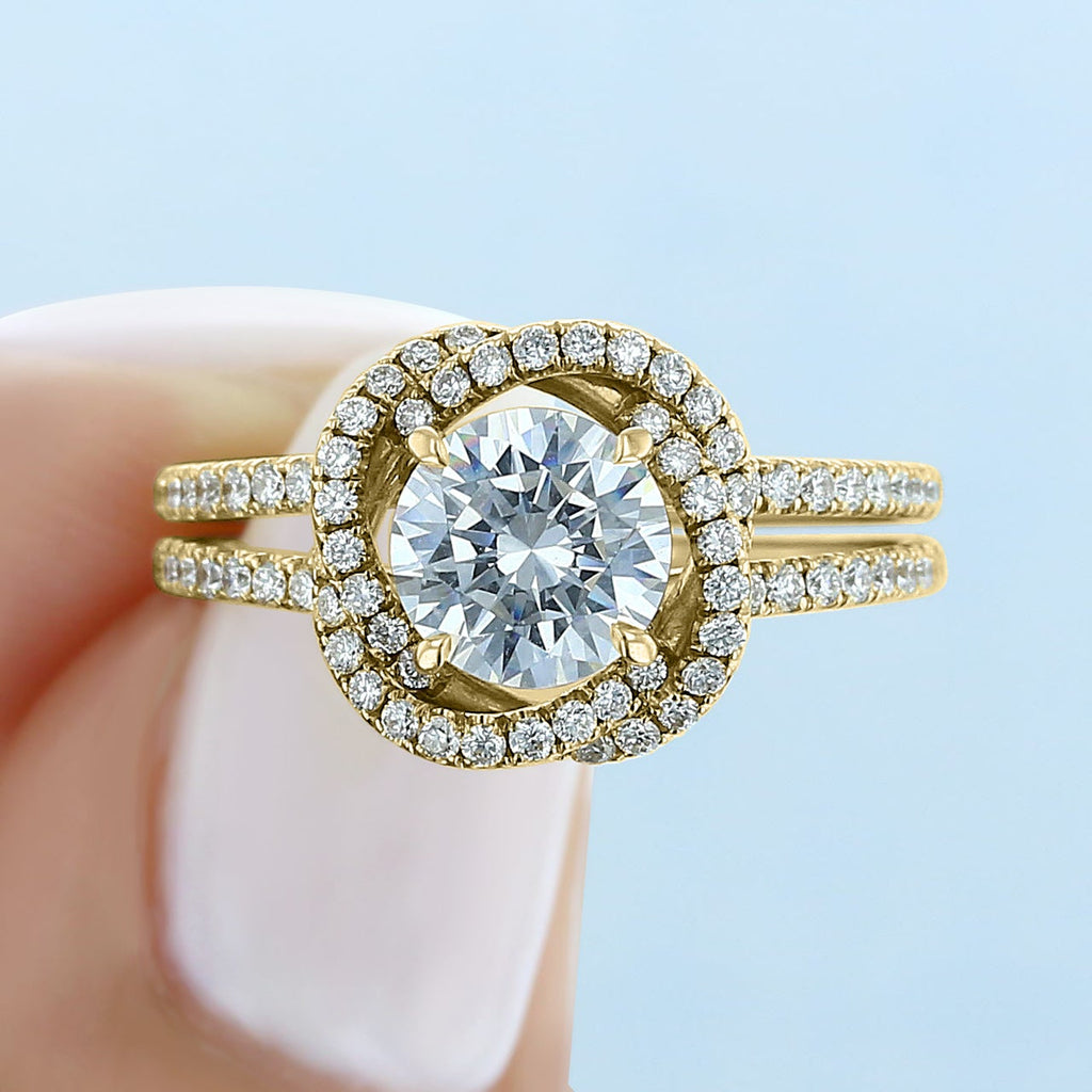 1.0ct Round Cut vintage Style Moissanite Engagement Ring