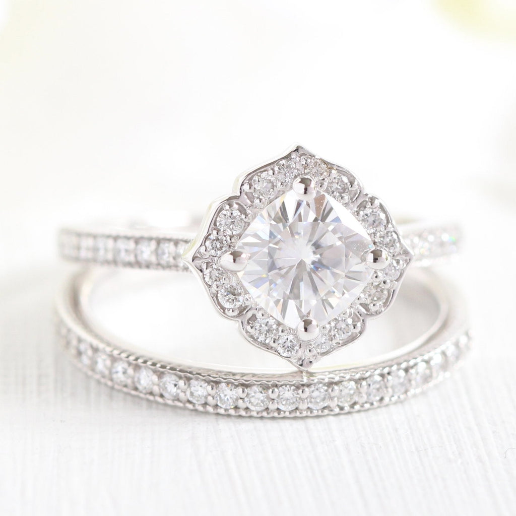 1.0CT Cushion Cut Moissanite Halo Bridal Ring Set
