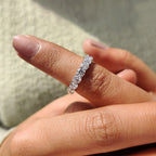 White Gold Engagement Band – Round Diamond