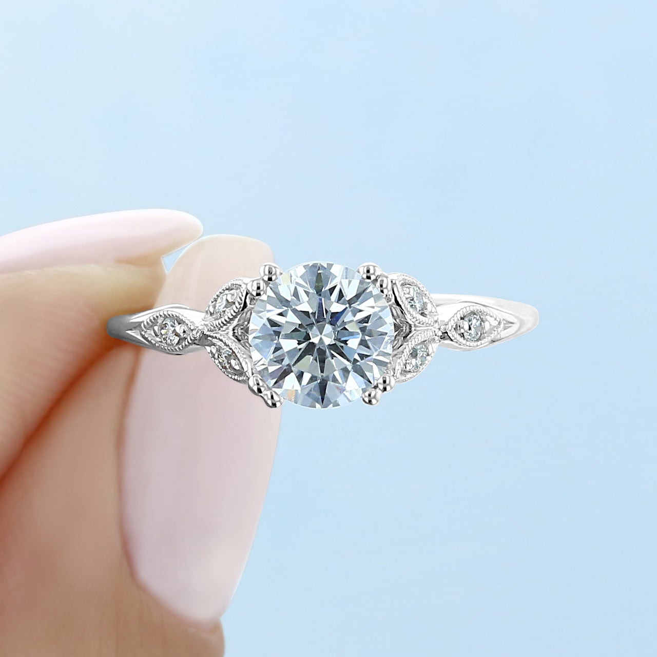1.0CT Round Cut Cluster Vintage Style Moissanite Engagement Ring