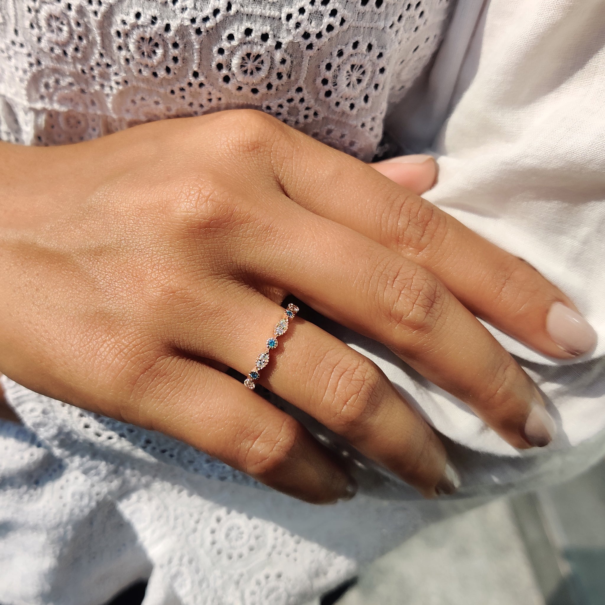 Round Cut Rose Gold Wedding Band